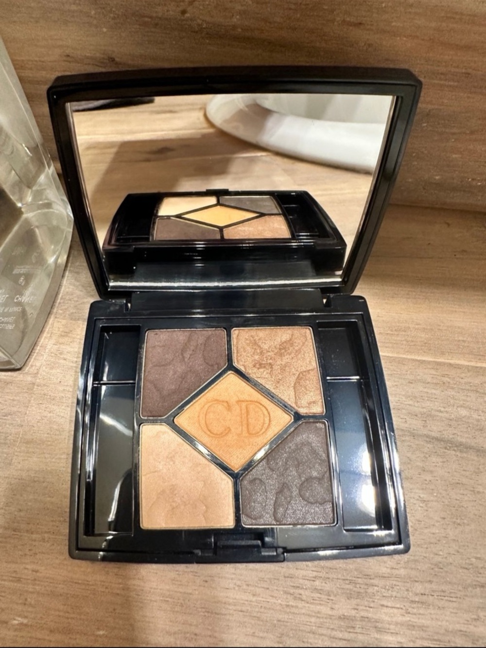 Dior Five-Color Eyeshadow Palette — Gold, Bronze & Brown Neutrals